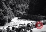 Standbild Slalom Rennen Österreich, 1965, aus Sekunde 48 historischem Filmmaterial Videoclip 65675028596