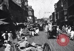 Immagine di Strada trafficata in una città India, 1953, secondo 7 filmato di repertorio 65675028598