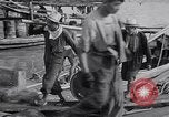Standbild schwarz Marketing Shanghai China, 1946, aus Sekunde 31 historischem Filmmaterial Videoclip 65675028621