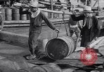 Standbild schwarz Marketing Shanghai China, 1946, aus Sekunde 32 historischem Filmmaterial Videoclip 65675028621