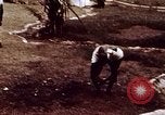 Image Les civils indiens reçoivent l'enseignement de contrôle des naissances l'Inde, 1965, de la seconde 10 séquences d'archives historiques vidéo 65675028642