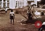 Image Les civils indiens reçoivent l'enseignement de contrôle des naissances l'Inde, 1965, de la seconde 11 séquences d'archives historiques vidéo 65675028642