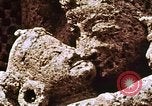 Image Les civils indiens reçoivent l'enseignement de contrôle des naissances l'Inde, 1965, de la seconde 28 séquences d'archives historiques vidéo 65675028642