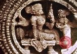 Image Les civils indiens reçoivent l'enseignement de contrôle des naissances l'Inde, 1965, de la seconde 36 séquences d'archives historiques vidéo 65675028642
