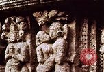 Image Les civils indiens reçoivent l'enseignement de contrôle des naissances l'Inde, 1965, de la seconde 41 séquences d'archives historiques vidéo 65675028642