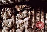 Image Les civils indiens reçoivent l'enseignement de contrôle des naissances l'Inde, 1965, de la seconde 42 séquences d'archives historiques vidéo 65675028642