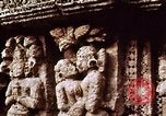 Image Les civils indiens reçoivent l'enseignement de contrôle des naissances l'Inde, 1965, de la seconde 43 séquences d'archives historiques vidéo 65675028642