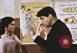Image La planification de la famille l'éducation pour les civils indiens l'Inde, 1965, de la seconde 24 séquences d'archives historiques vidéo 65675028644