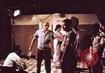 Image La planification de la famille l'éducation pour les civils indiens l'Inde, 1965, de la seconde 27 séquences d'archives historiques vidéo 65675028644