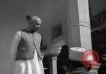 Standbild Pandit Jawaharlal Nehru Allahabad in Indien, 1941, aus Sekunde 38 historischem Filmmaterial Videoclip 65675028650