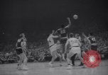 Image match de basket Louisville Kentucky USA, 1958, de la seconde 8 séquences d'archives historiques vidéo 65675028661