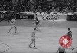 Image match de basket Louisville Kentucky USA, 1958, de la seconde 13 séquences d'archives historiques vidéo 65675028661