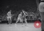 Image match de basket Louisville Kentucky USA, 1958, de la seconde 23 séquences d'archives historiques vidéo 65675028661