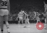 Image match de basket Louisville Kentucky USA, 1958, de la seconde 26 séquences d'archives historiques vidéo 65675028661