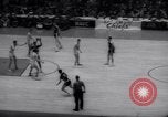 Image match de basket Louisville Kentucky USA, 1958, de la seconde 51 séquences d'archives historiques vidéo 65675028661