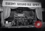 Immagine di Il Grand Ole Opry Visualizza Francoforte GERMANIA, 1952, secondo 9 filmato di repertorio 65675028662