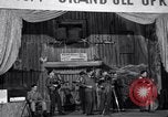 Immagine di Il Grand Ole Opry Visualizza Francoforte GERMANIA, 1952, secondo 42 filmato di repertorio 65675028662