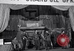 Immagine di Il Grand Ole Opry Visualizza Francoforte GERMANIA, 1952, secondo 46 filmato di repertorio 65675028662