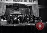 Standbild Grand Ole Opry Show Frankfurt Deutschland, 1952, aus Sekunde 16 historischem Filmmaterial Videoclip 65675028663