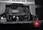 Standbild Grand Ole Opry Show Frankfurt Deutschland, 1952, aus Sekunde 22 historischem Filmmaterial Videoclip 65675028663