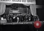 Standbild Grand Ole Opry Show Frankfurt Deutschland, 1952, aus Sekunde 24 historischem Filmmaterial Videoclip 65675028663