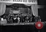 Standbild Grand Ole Opry Show Frankfurt Deutschland, 1952, aus Sekunde 29 historischem Filmmaterial Videoclip 65675028663