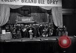 Standbild Grand Ole Opry Show Frankfurt Deutschland, 1952, aus Sekunde 32 historischem Filmmaterial Videoclip 65675028663