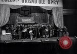 Standbild Grand Ole Opry Show Frankfurt Deutschland, 1952, aus Sekunde 36 historischem Filmmaterial Videoclip 65675028663
