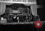 Standbild Grand Ole Opry Show Frankfurt Deutschland, 1952, aus Sekunde 41 historischem Filmmaterial Videoclip 65675028663