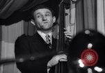Standbild Jazz Musik bei Eddie Condon's Night Club New York City USA, 1946, aus Sekunde 7 historischem Filmmaterial Videoclip 65675028665