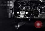 Immagine di Ford V-8 United States USA, 1935, secondo 33 filmato di repertorio 65675028687