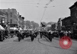 Standbild akademischen Prozessionen Albion Michigan USA, 1920, aus Sekunde 8 historischem Filmmaterial Videoclip 65675028694