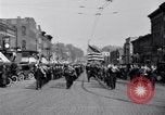 Standbild akademischen Prozessionen Albion Michigan USA, 1920, aus Sekunde 9 historischem Filmmaterial Videoclip 65675028694