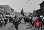 Standbild akademischen Prozessionen Albion Michigan USA, 1920, aus Sekunde 17 historischem Filmmaterial Videoclip 65675028694