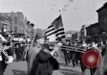 Standbild akademischen Prozessionen Albion Michigan USA, 1920, aus Sekunde 20 historischem Filmmaterial Videoclip 65675028694