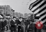 Standbild akademischen Prozessionen Albion Michigan USA, 1920, aus Sekunde 28 historischem Filmmaterial Videoclip 65675028694