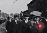 Standbild akademischen Prozessionen Albion Michigan USA, 1920, aus Sekunde 35 historischem Filmmaterial Videoclip 65675028694