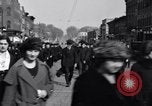Standbild akademischen Prozessionen Albion Michigan USA, 1920, aus Sekunde 42 historischem Filmmaterial Videoclip 65675028694