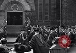 Standbild akademischen Prozessionen Albion Michigan USA, 1920, aus Sekunde 62 historischem Filmmaterial Videoclip 65675028694