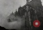 Immagine di Cattedrale di Rouen bombardamento Rouen Normandia Francia, 1944, secondo 32 filmato di repertorio 65675028700