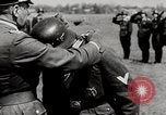 Standbild Deutsche Antiaircraft Crew Deutschland, 1944, aus Sekunde 28 historischem Filmmaterial Videoclip 65675028702