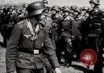 Standbild Deutsche Antiaircraft Crew Deutschland, 1944, aus Sekunde 41 historischem Filmmaterial Videoclip 65675028702