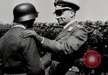 Standbild Deutsche Antiaircraft Crew Deutschland, 1944, aus Sekunde 51 historischem Filmmaterial Videoclip 65675028702