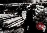 Image construc tentes en bois la Russie, 1944, de la seconde 19 séquences d'archives historiques vidéo 65675028703