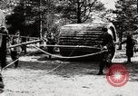 Image construc tentes en bois la Russie, 1944, de la seconde 62 séquences d'archives historiques vidéo 65675028703