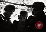 Immagine di Paracadutisti tedeschi a Anzio Beachhead Anzio Italia, 1944, secondo 36 filmato di repertorio 65675028704