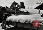 Standbild abgestürzte Britische Flugzeuge Deutschland, 1944, aus Sekunde 4 historischem Filmmaterial Videoclip 65675028705