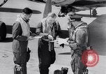 Standbild Kämpfer Messerschmitt Me-109 oder Me-110 Ärmelkanal Atlantischer Ozean, 1944, aus Sekunde 47 historischem Filmmaterial Videoclip 65675028707