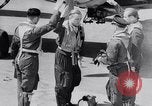 Standbild Kämpfer Messerschmitt Me-109 oder Me-110 Ärmelkanal Atlantischer Ozean, 1944, aus Sekunde 51 historischem Filmmaterial Videoclip 65675028707