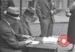 Standbild Fingerabdruck Registrierungen Geneseo New York USA, 1934, aus Sekunde 19 historischem Filmmaterial Videoclip 65675028714